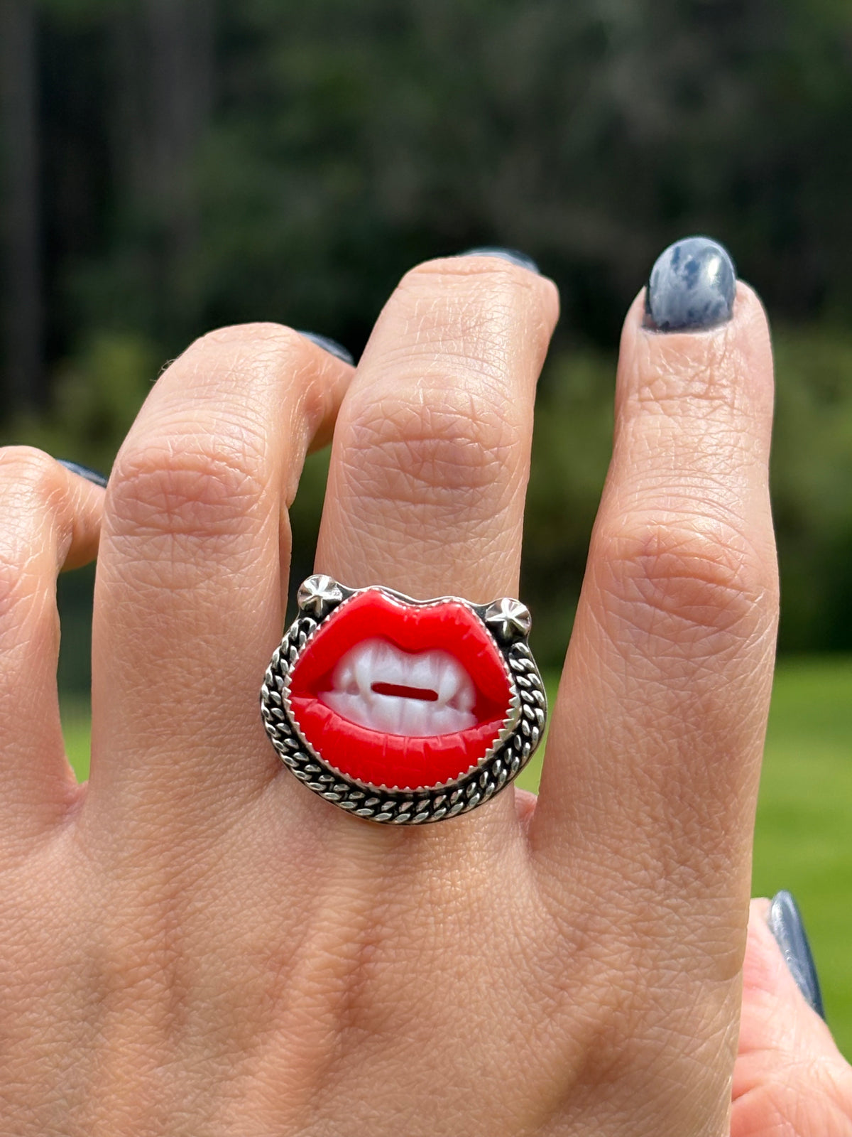 Fangirl Ring