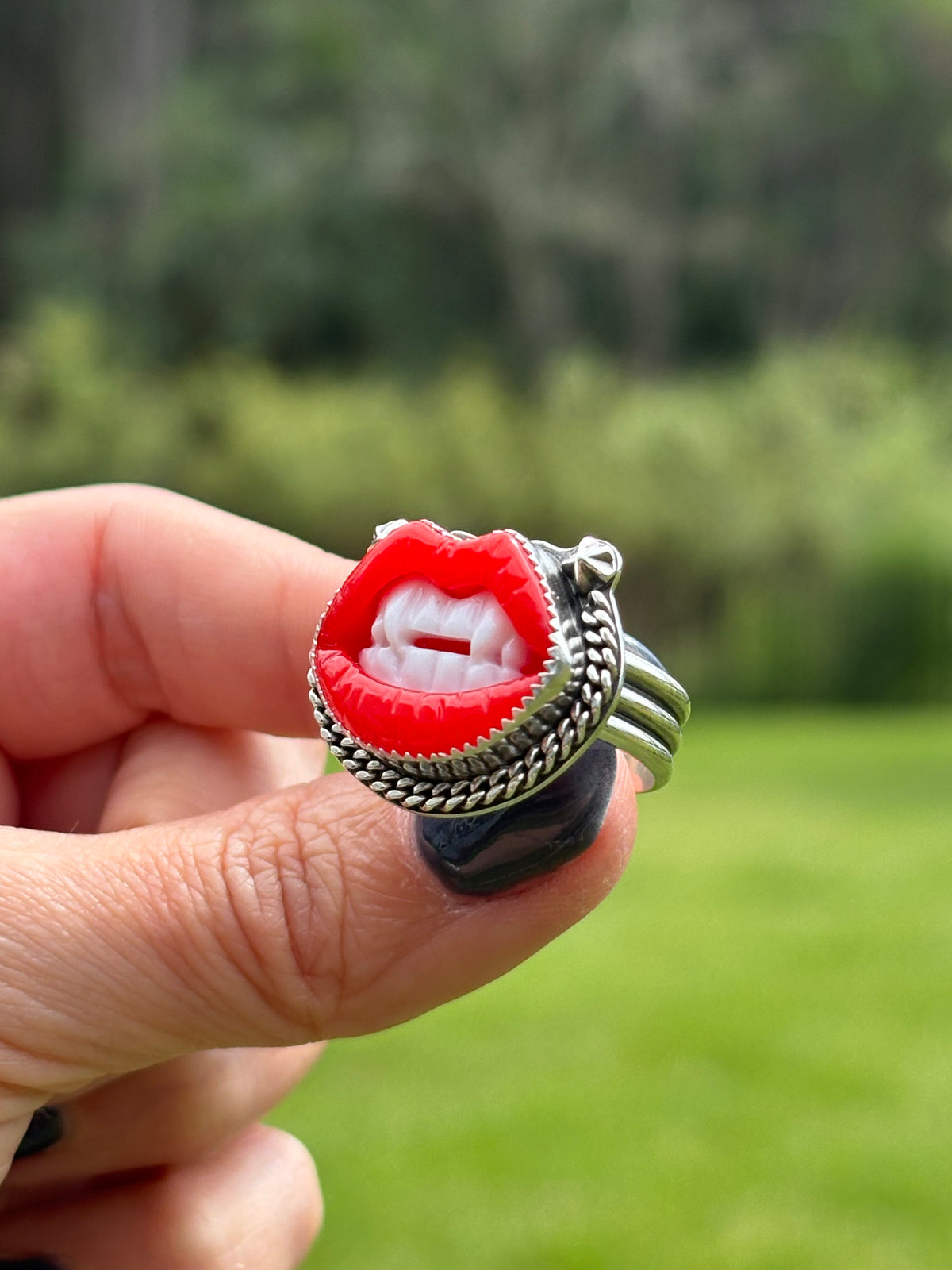 Fangirl Ring