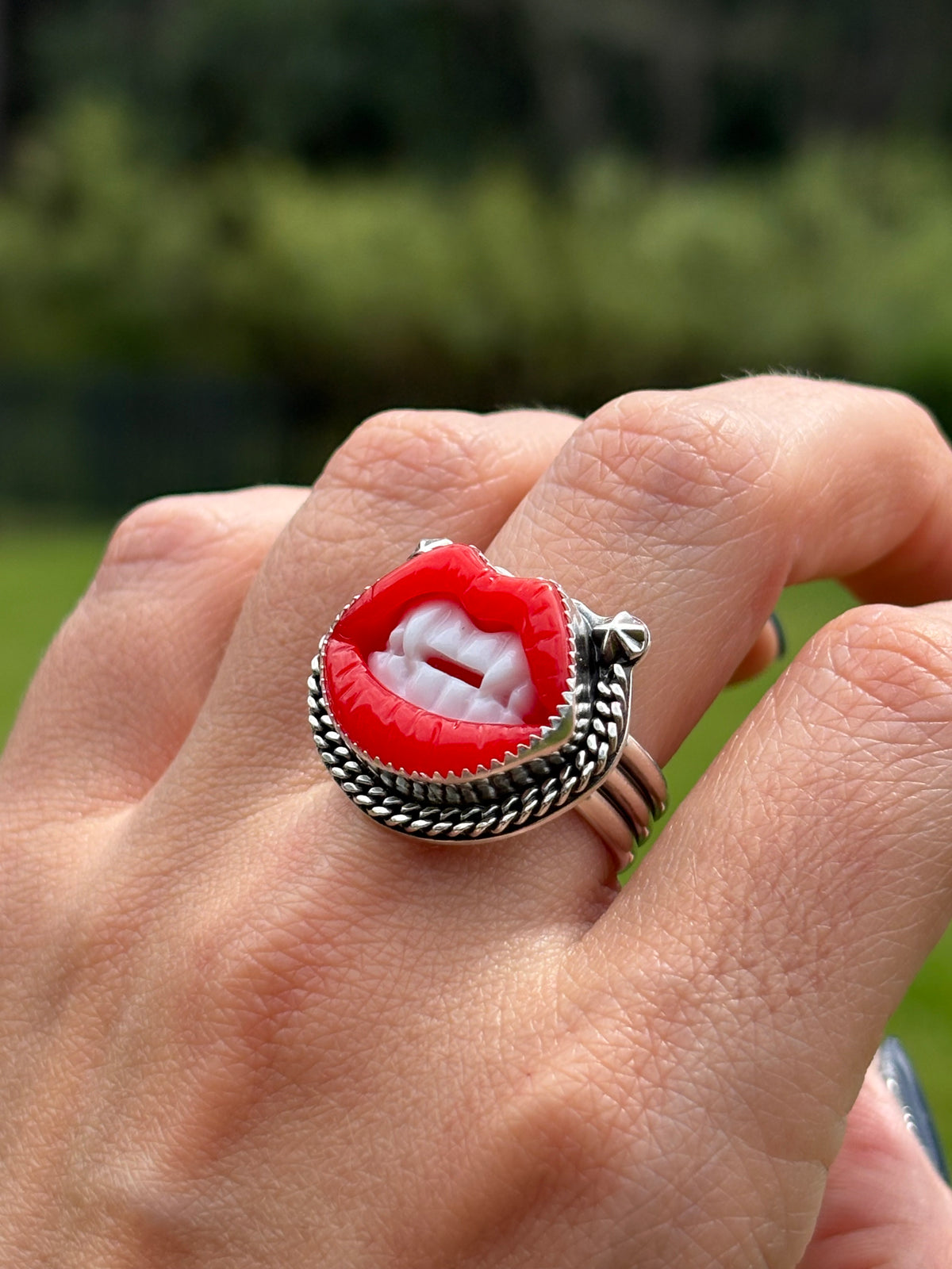 Fangirl Ring
